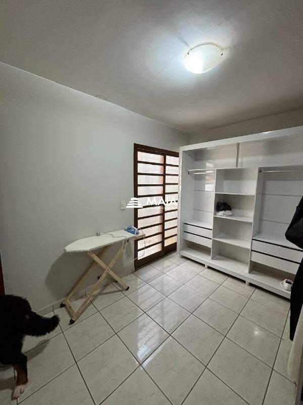 Casa à venda no BeijaFlor II: 