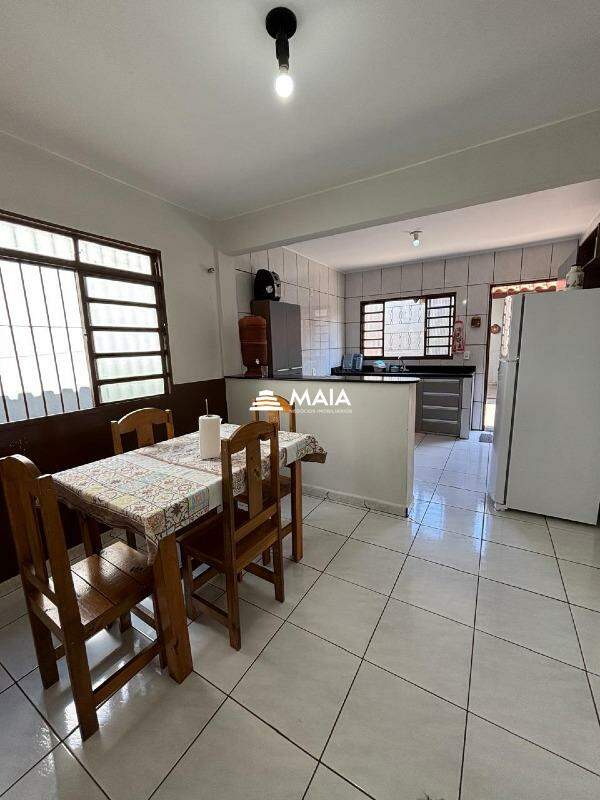 Casa à venda no BeijaFlor II: 