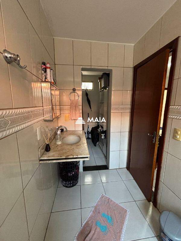 Casa à venda no BeijaFlor II: 