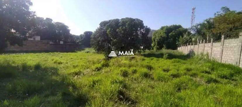 Terreno à venda no Mercês 