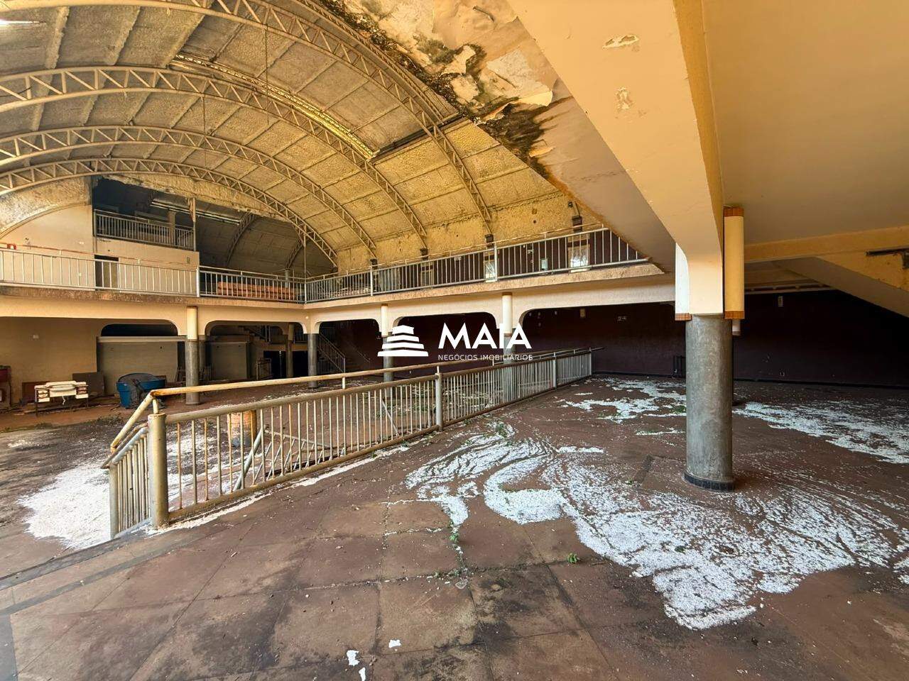 Comercial à venda no Santa Maria: 