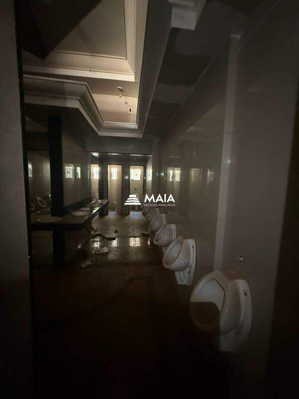 Comercial à venda no Santa Maria: 
