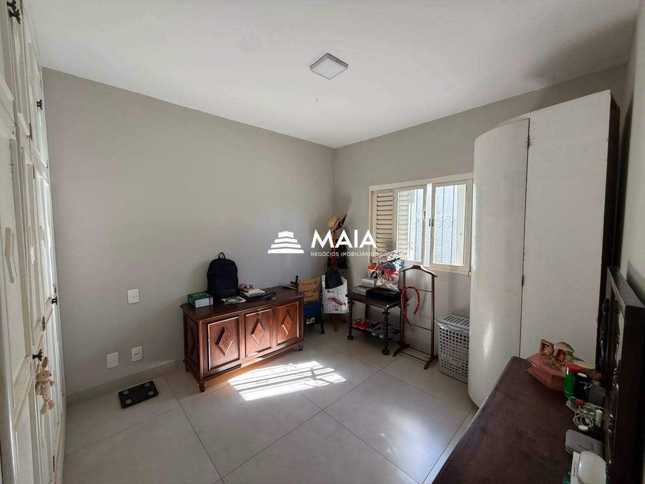 Casa à venda no Mercês: 