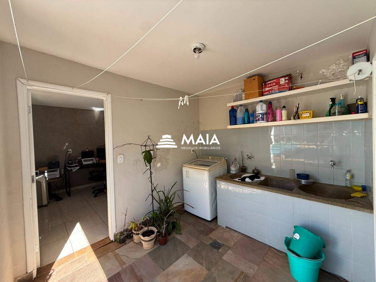 Casa à venda no Mercês: 