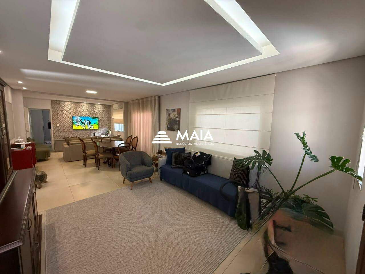 Casa à venda no Mercês: 