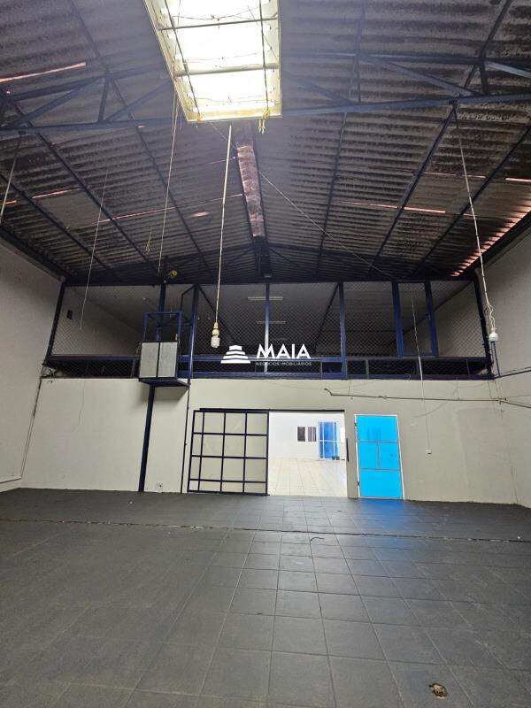 Galpão para aluguel no Santa Maria: 