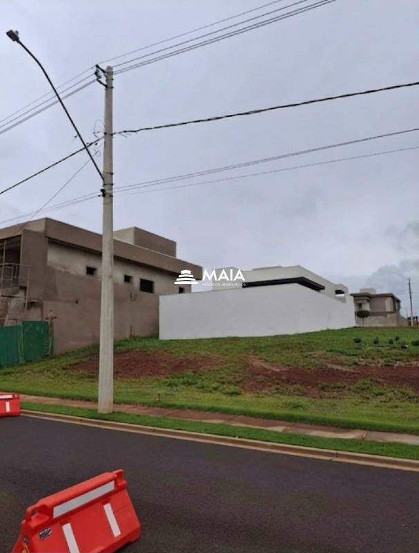 Terreno em Condomínio à venda no Damha III - Res. Uberaba: 