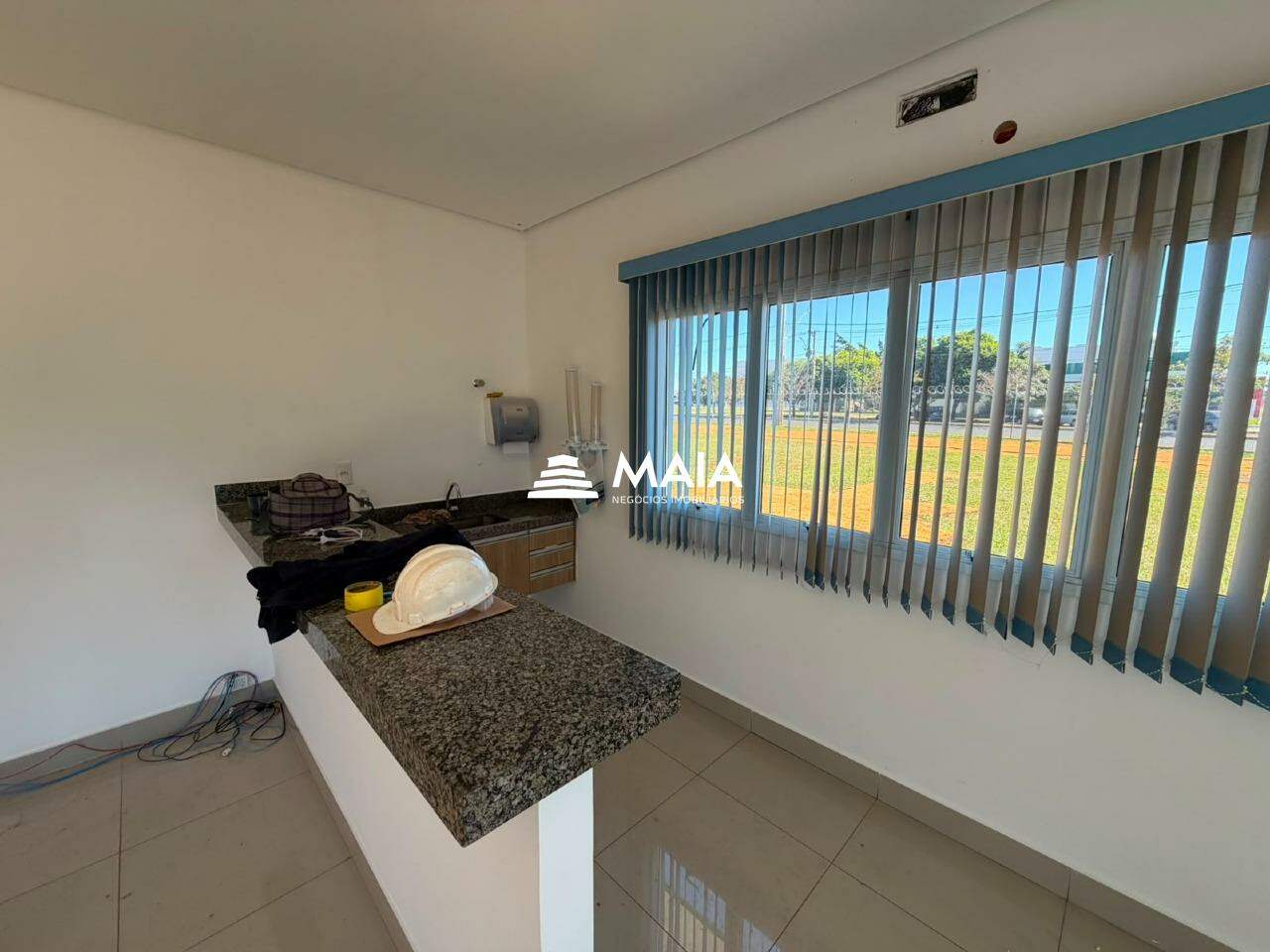 Comercial para aluguel no Parque das Laranjeiras: 