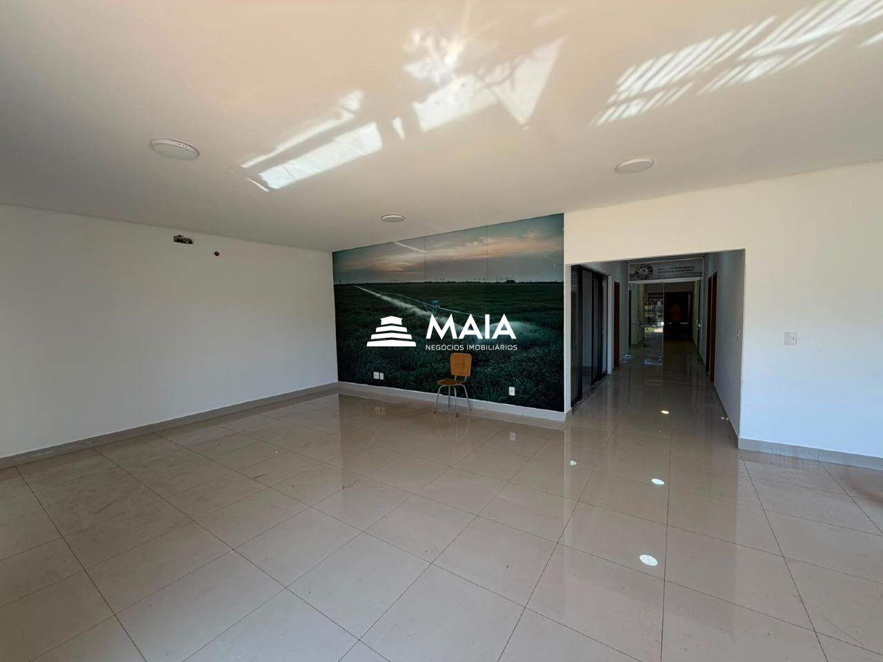 Comercial para aluguel no Parque das Laranjeiras: 