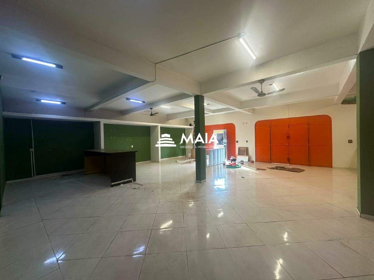 Comercial para aluguel no Leblon: 
