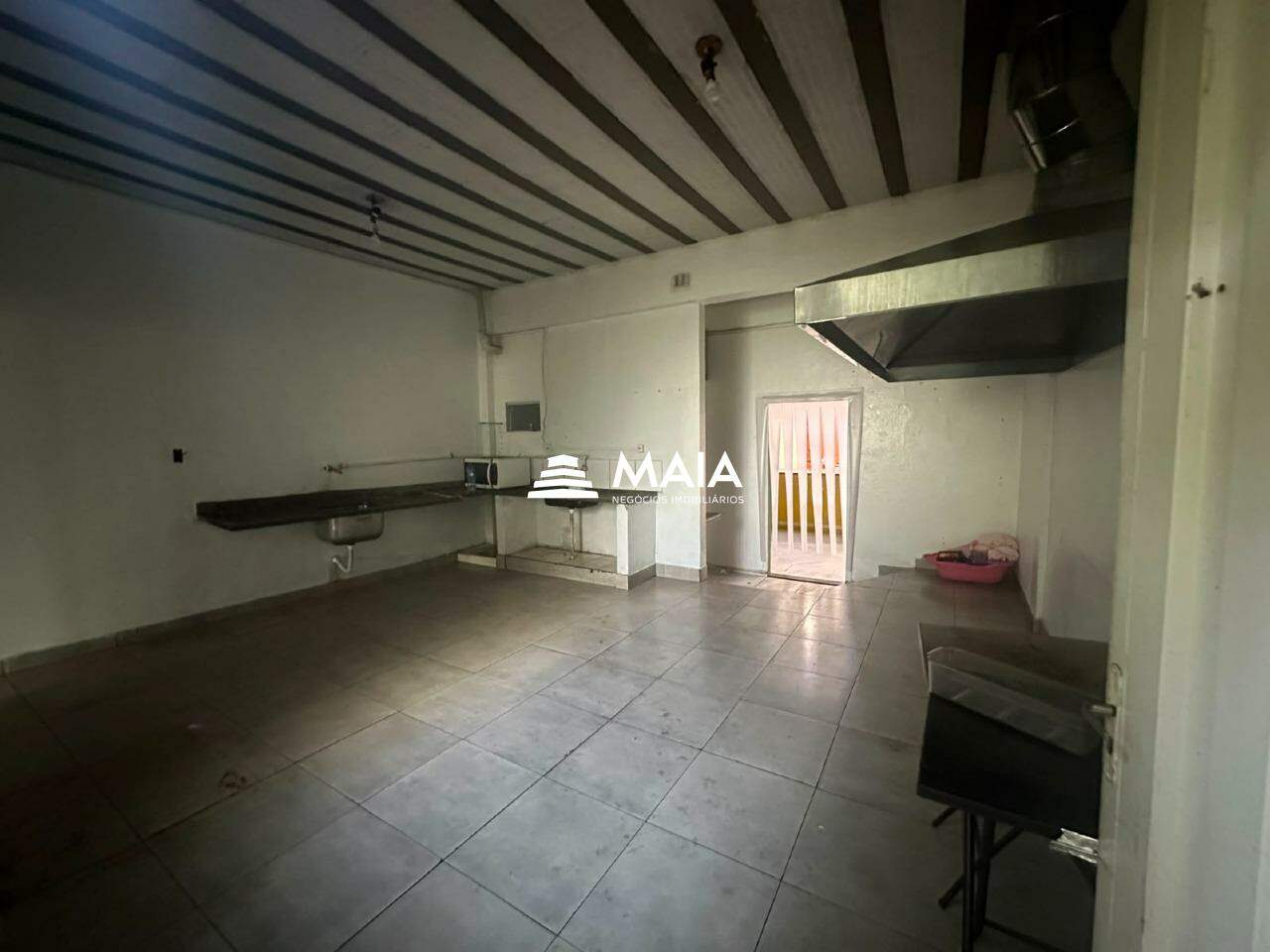 Comercial para aluguel no Leblon: 