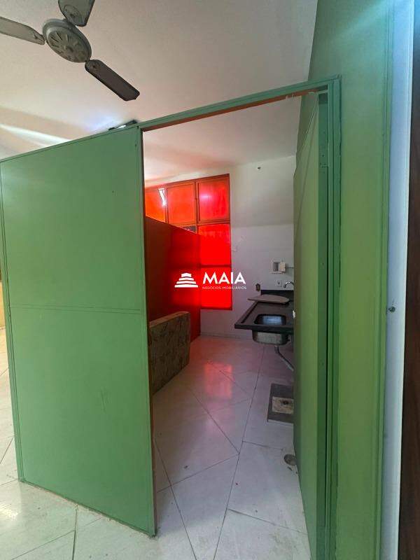 Comercial para aluguel no Leblon: 
