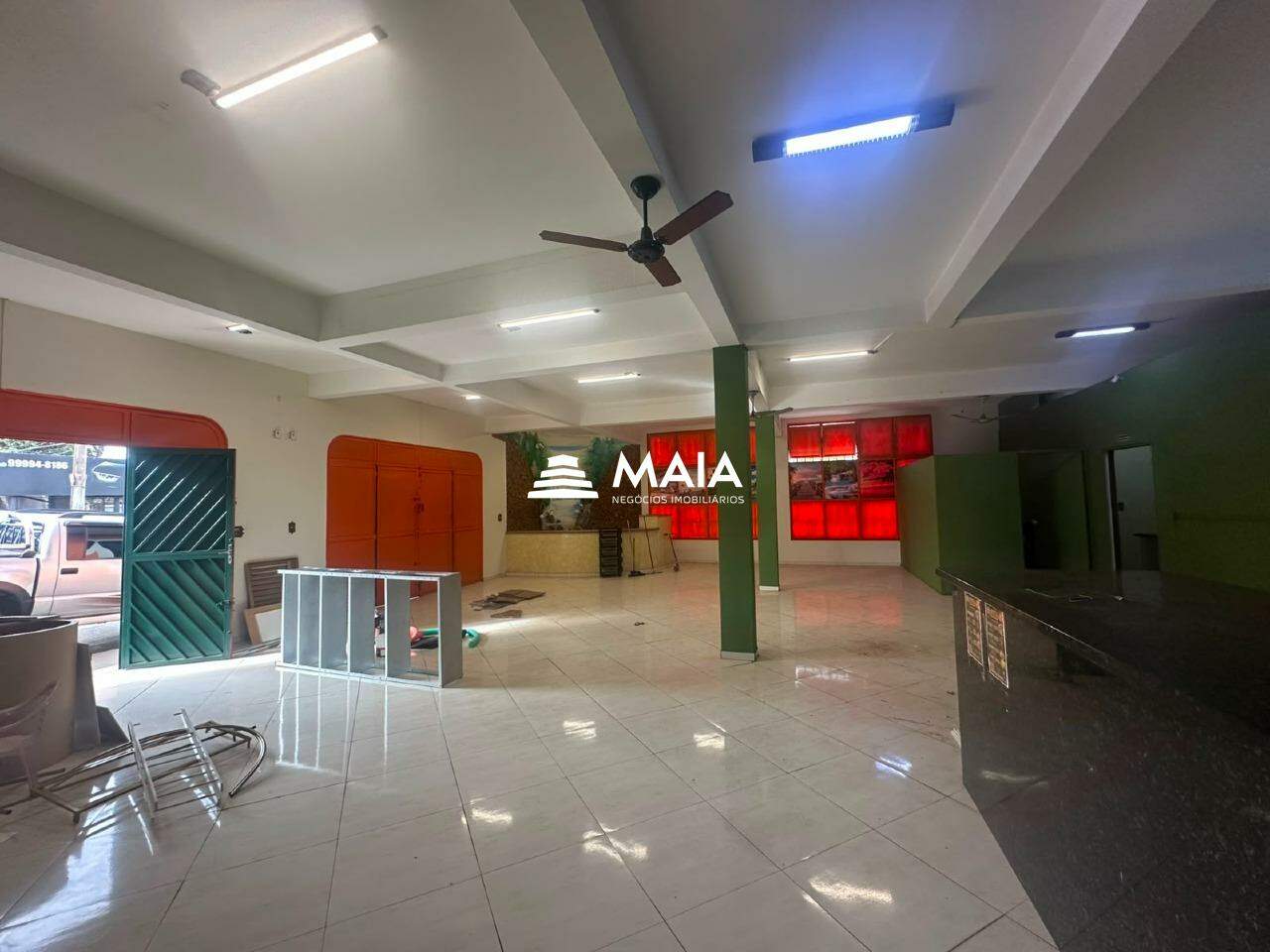 Comercial para aluguel no Leblon: 