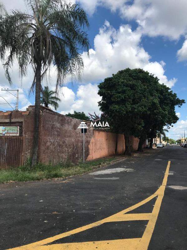 Terreno/Área para aluguel no Olinda: 