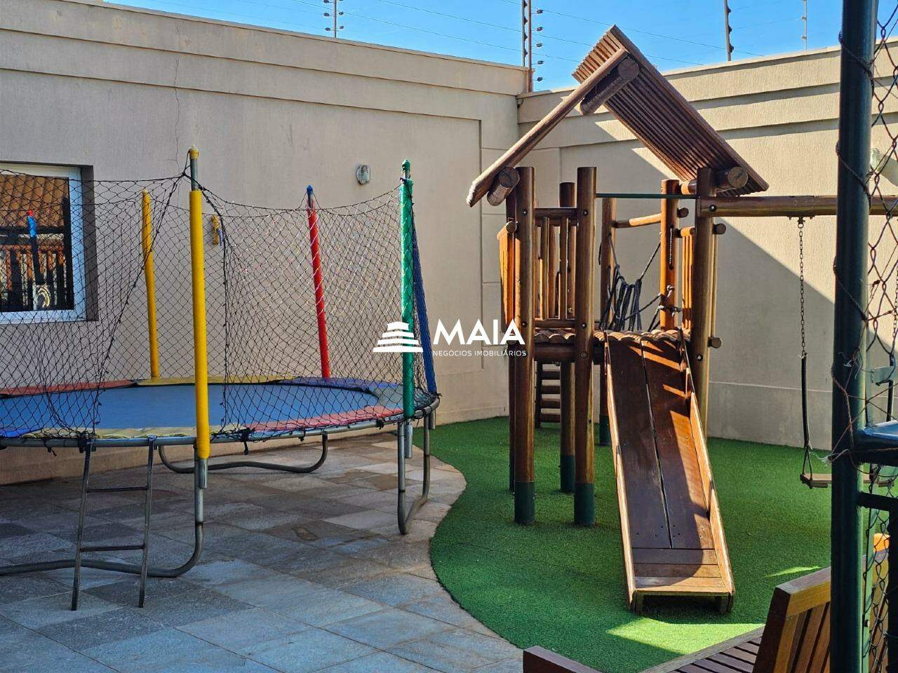 Apartamento para aluguel no Mercês: 