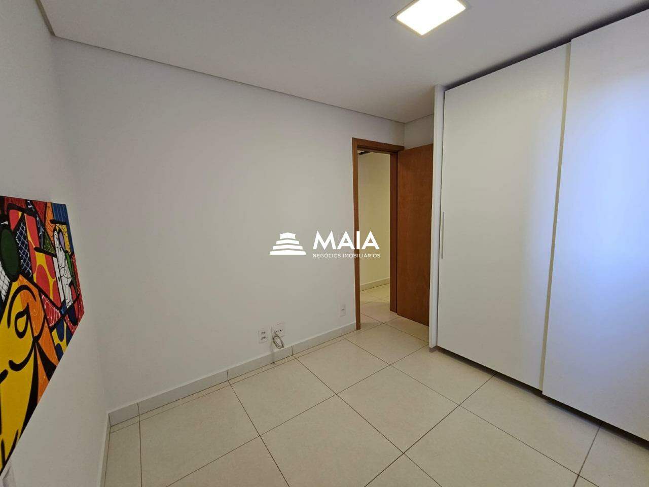Apartamento para aluguel no Mercês: 