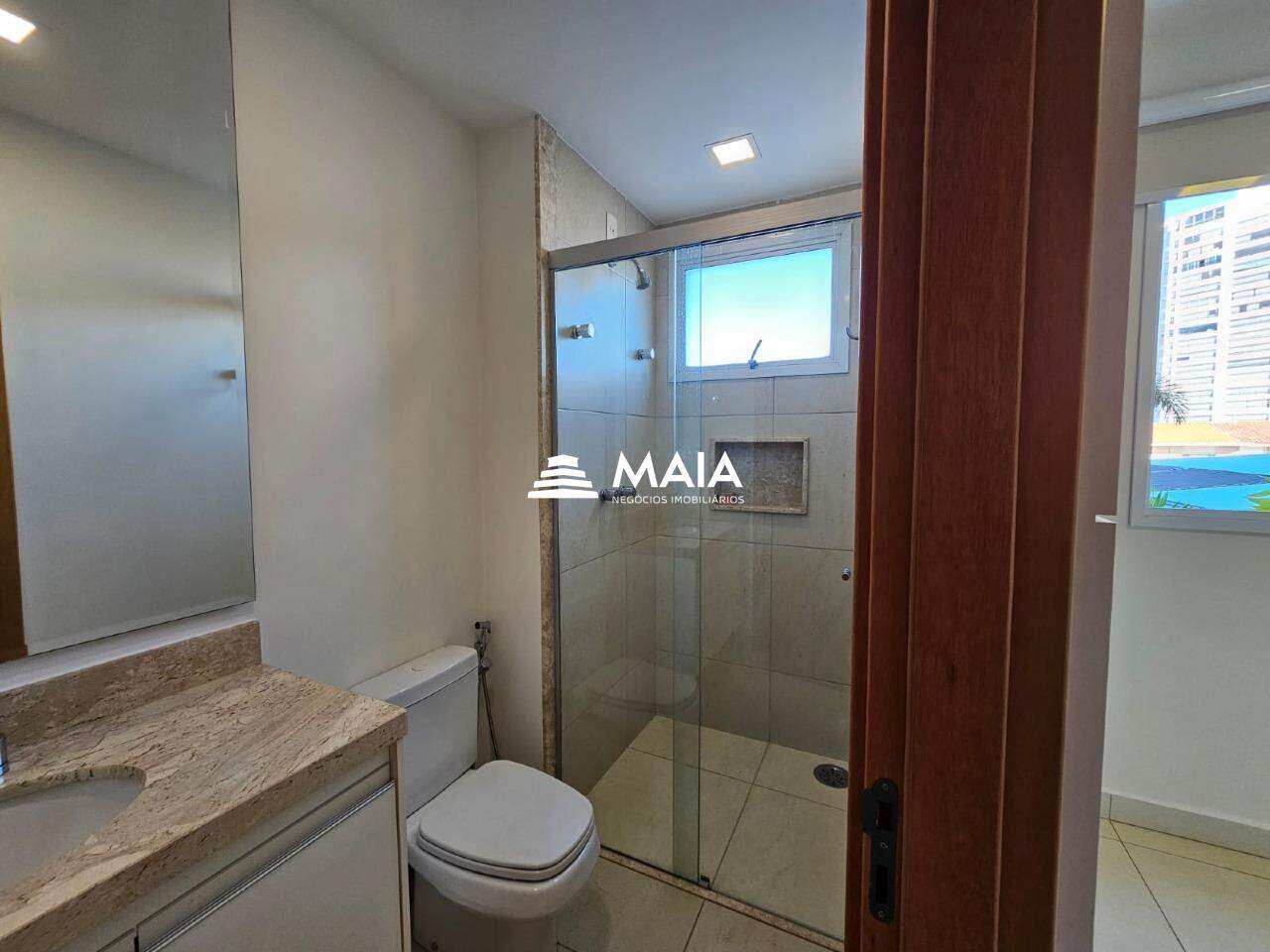 Apartamento para aluguel no Mercês: 