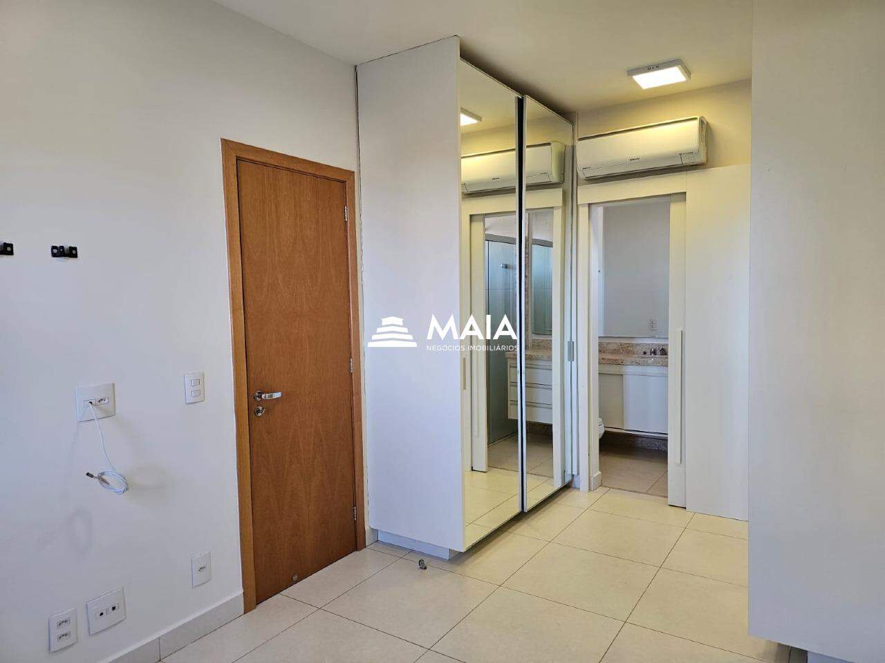 Apartamento para aluguel no Mercês: 