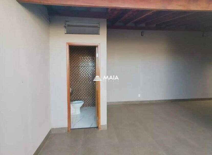 Casa para aluguel no Oneida Mendes II: 