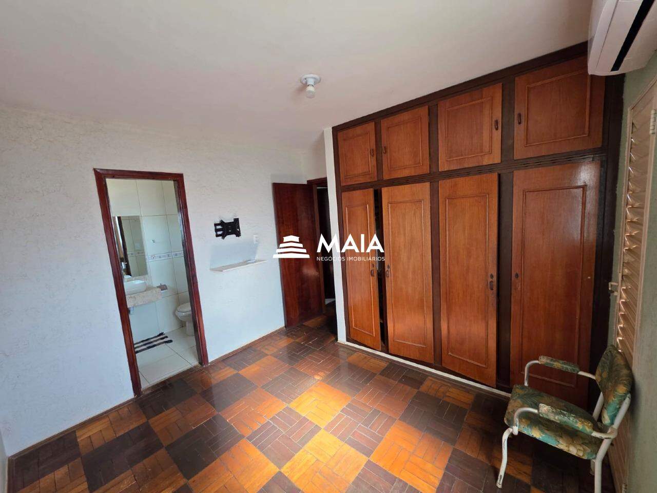 Apartamento à venda no Fabrício: 