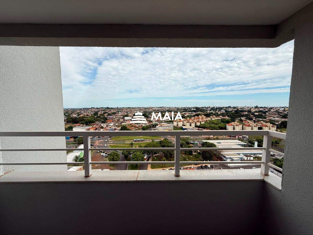 Apartamento à venda no Parque do Mirante: 