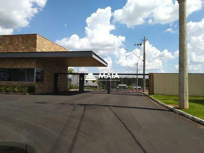 Terreno em Condomínio à venda no Jockey Park II: 
