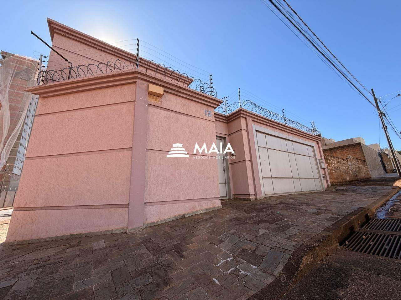 Casa à venda no bairro Jardim do Lago