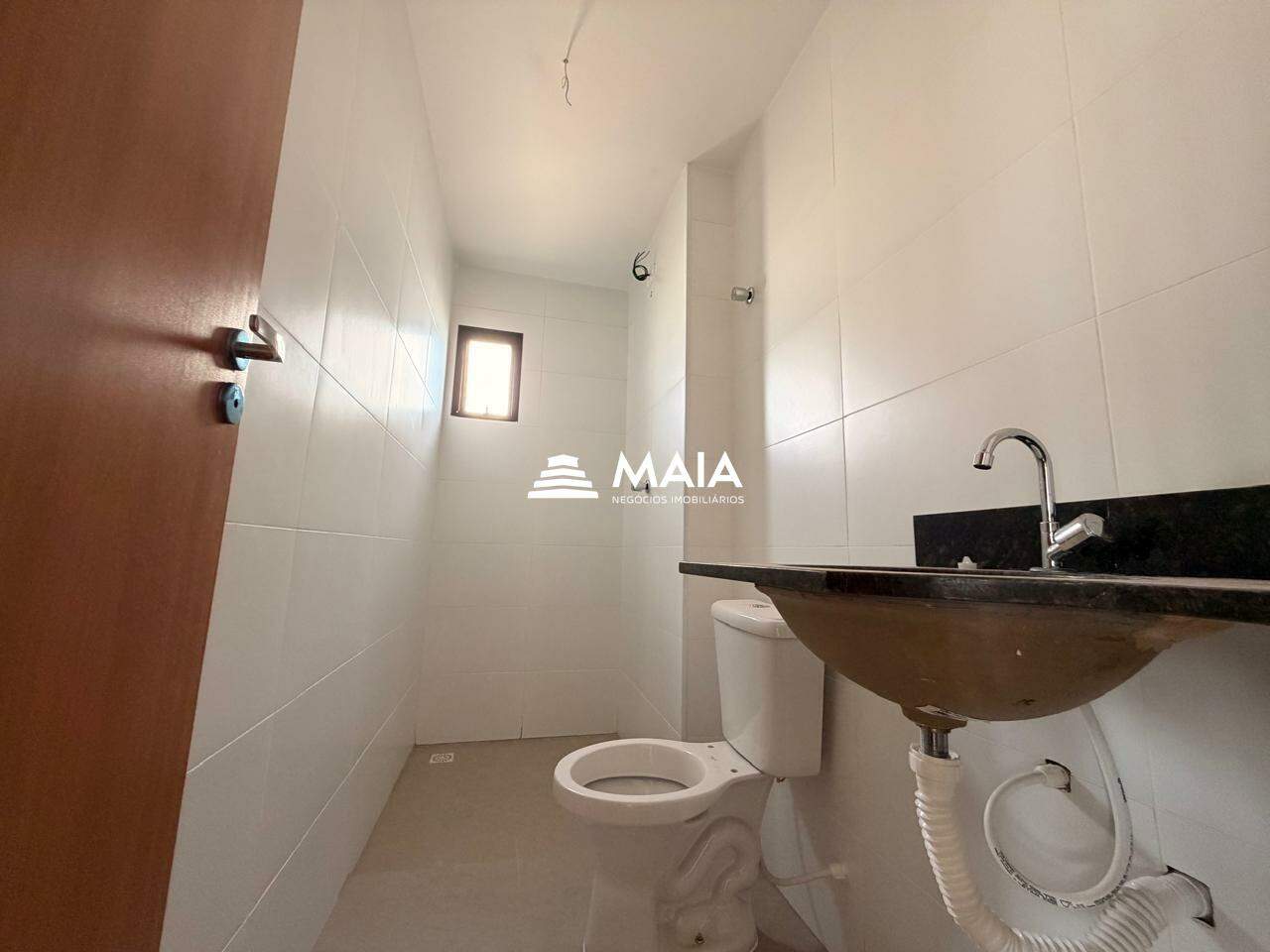 Apartamento à venda no Mercês: 