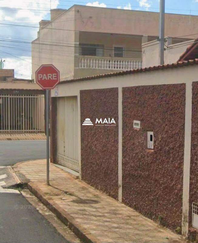 Casa para aluguel no Cássio Rezende: 