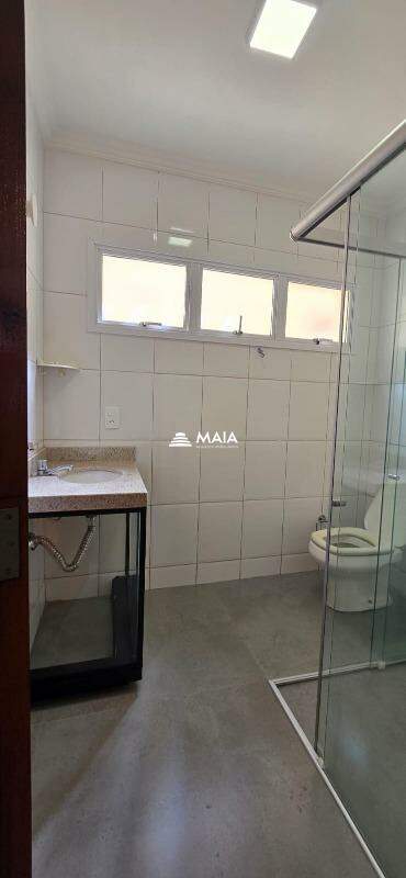 Casa à venda no Mercês: 
