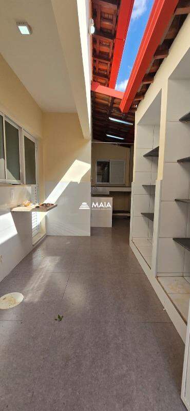 Casa à venda no Mercês: 