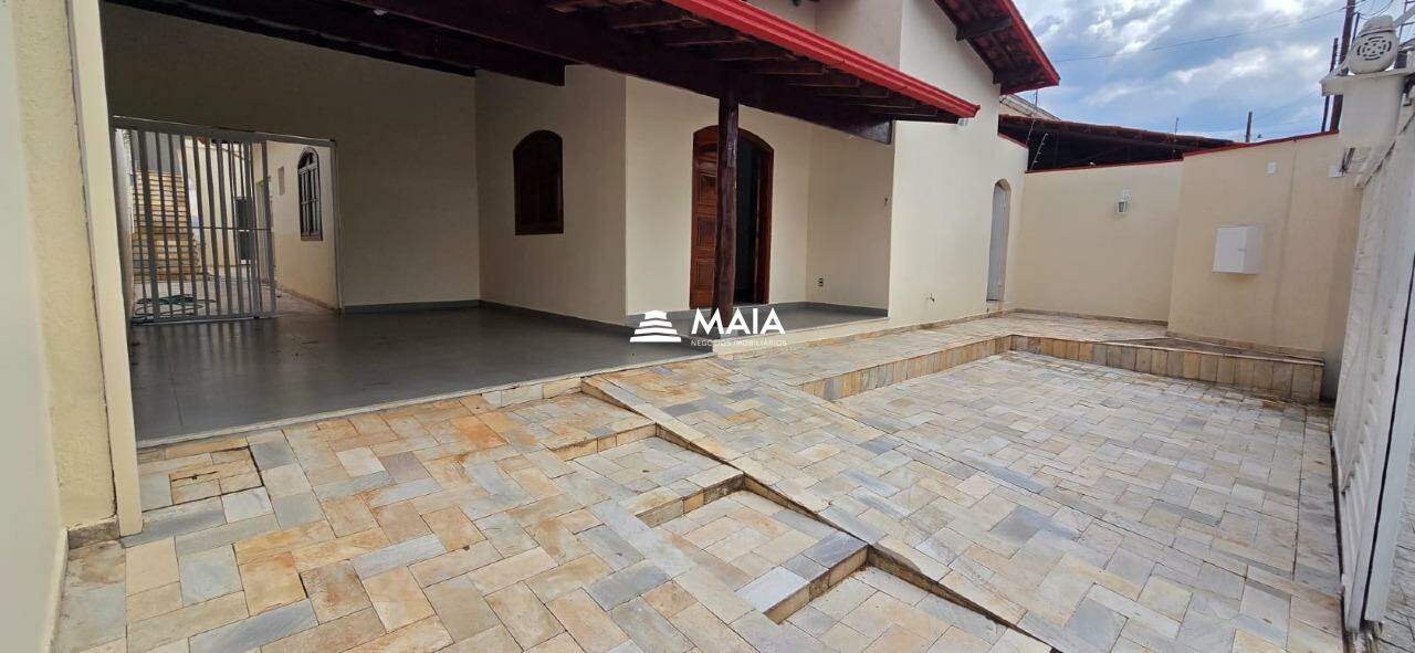 Casa à venda no Mercês: 