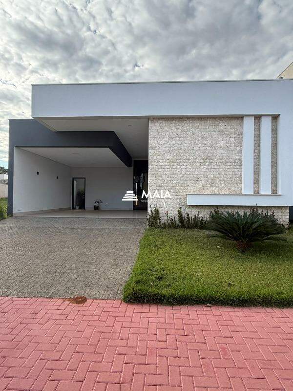 Casa à venda no Condominio Estância dos Ipês