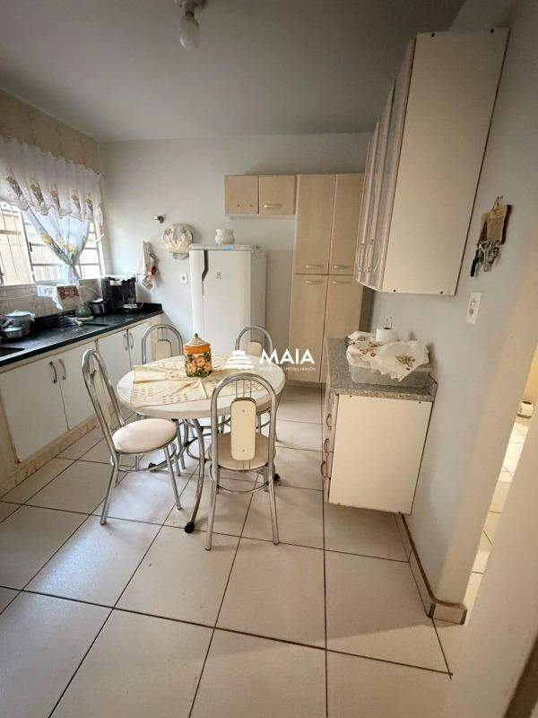 Apartamento à venda no Universitário: 