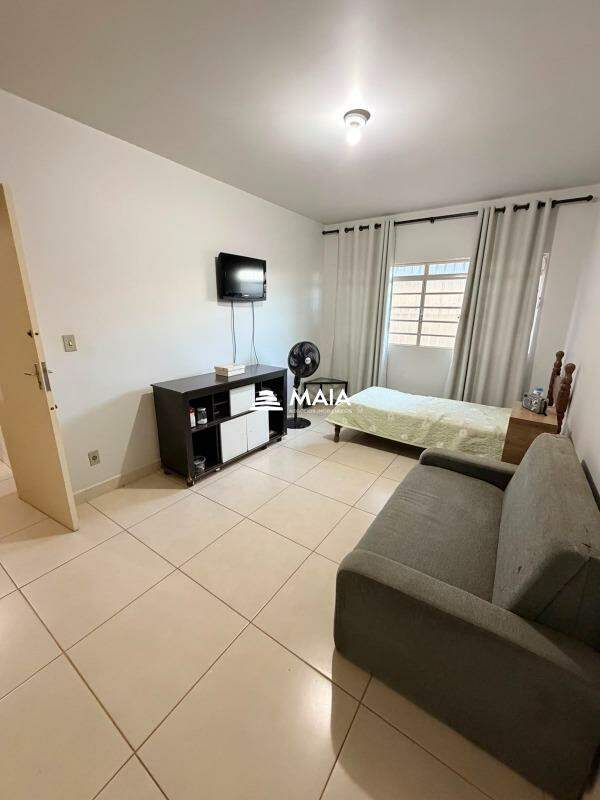 Apartamento à venda no Universitário: 