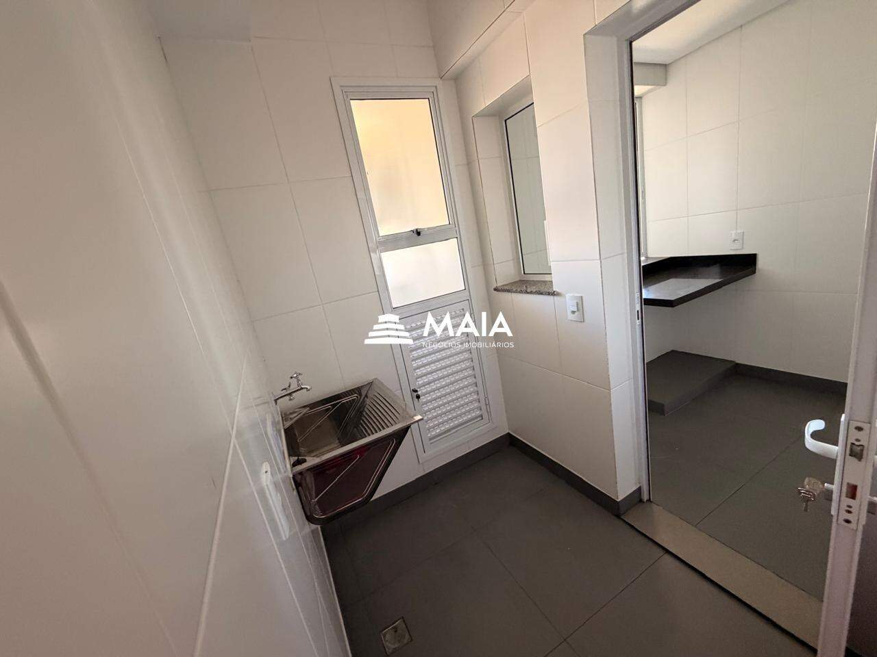 Apartamento à venda no Vila Olímpica: 