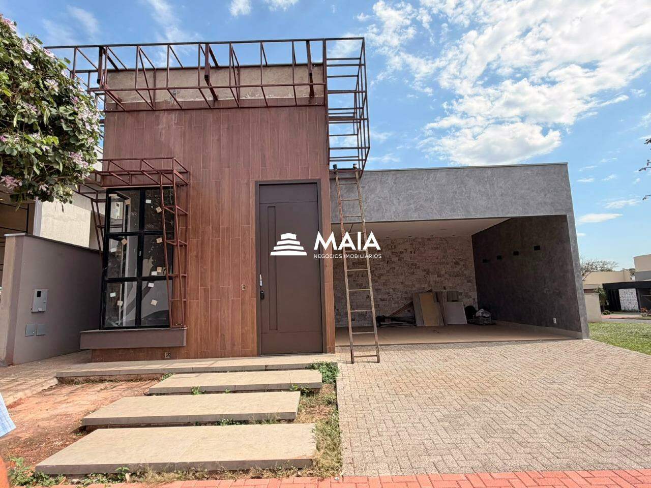 Casa de Condomínio à venda no Estância dos Ipês: 