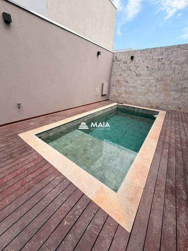 Casa de Condomínio à venda no Estância dos Ipês: 