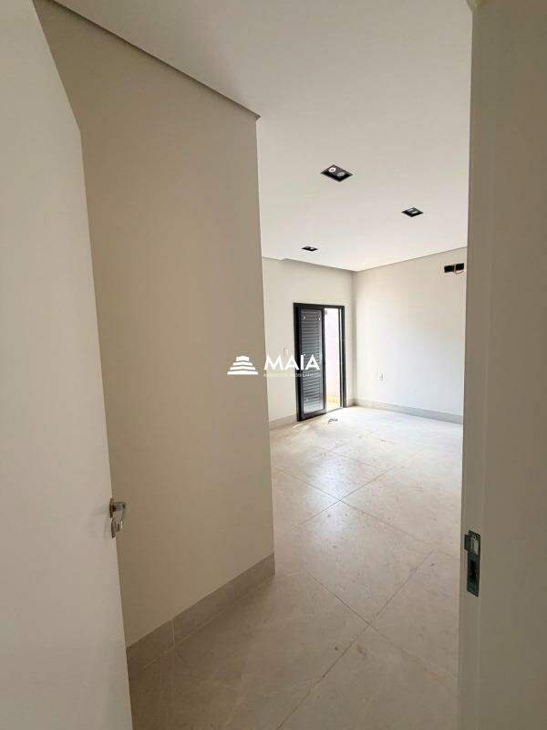 Casa de Condomínio à venda no Estância dos Ipês: 