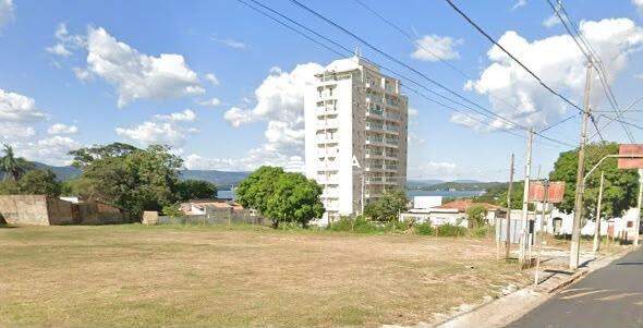Terreno/Área à venda no Centro: 