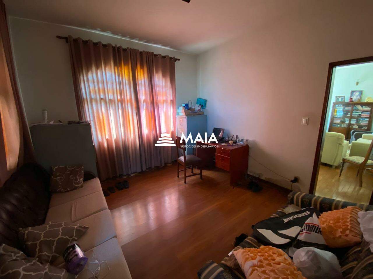 Casa à venda no Centro: 
