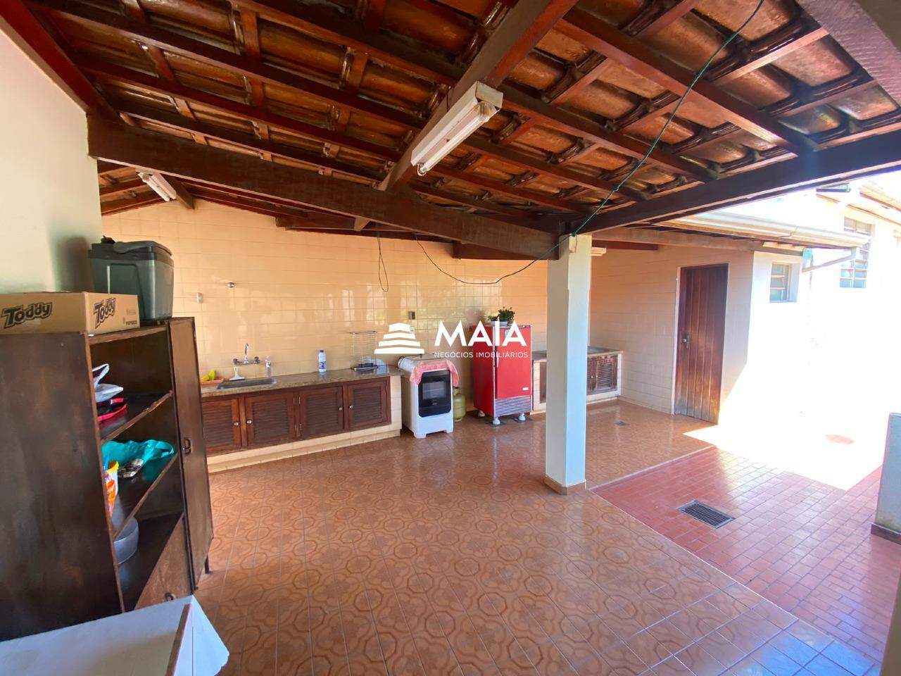 Casa para aluguel no Centro: 