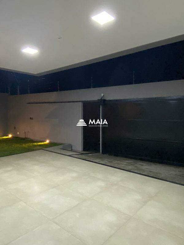 Casa à venda no Jardim Nenê Gomes: 
