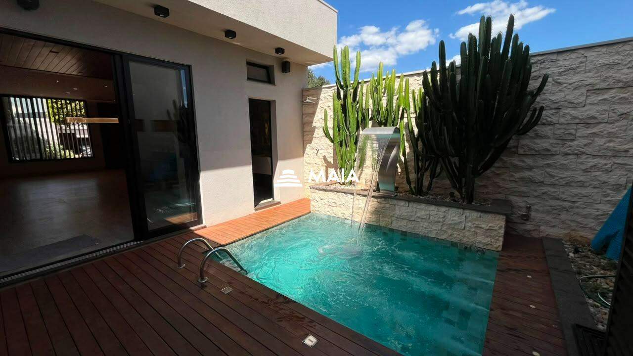 Casa de Condomínio à venda no Estância dos Ipês: 