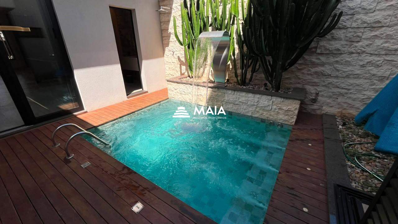 Casa de Condomínio à venda no Estância dos Ipês: 