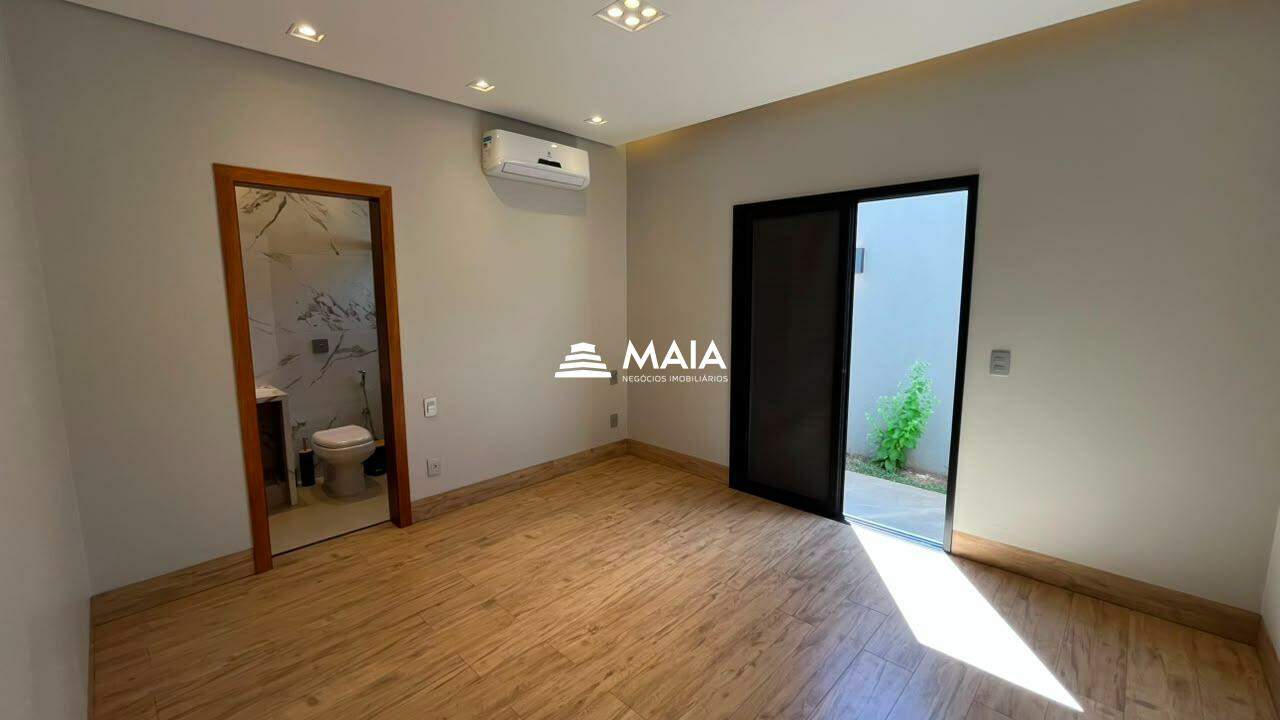 Casa de Condomínio à venda no Estância dos Ipês: 