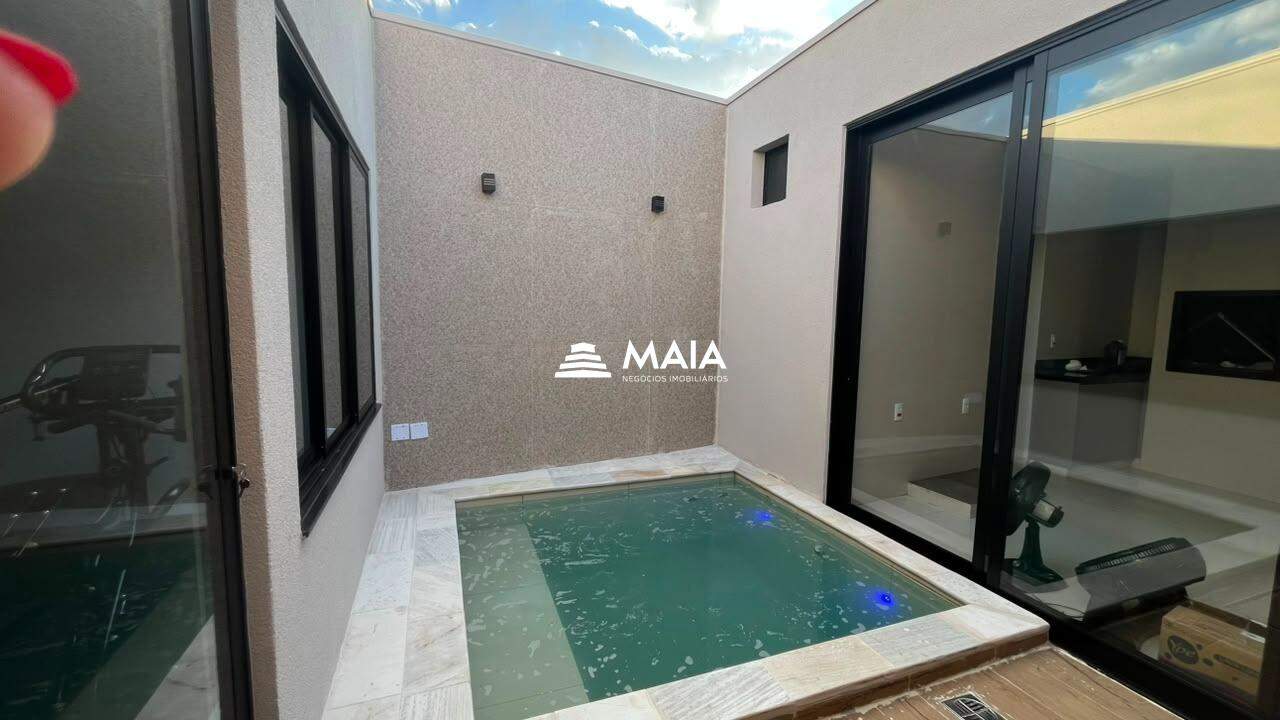 Casa à venda no Jardim Nenê Gomes: 