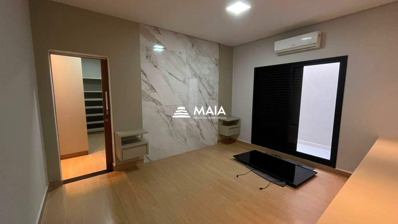 Casa à venda no Jardim Nenê Gomes: 