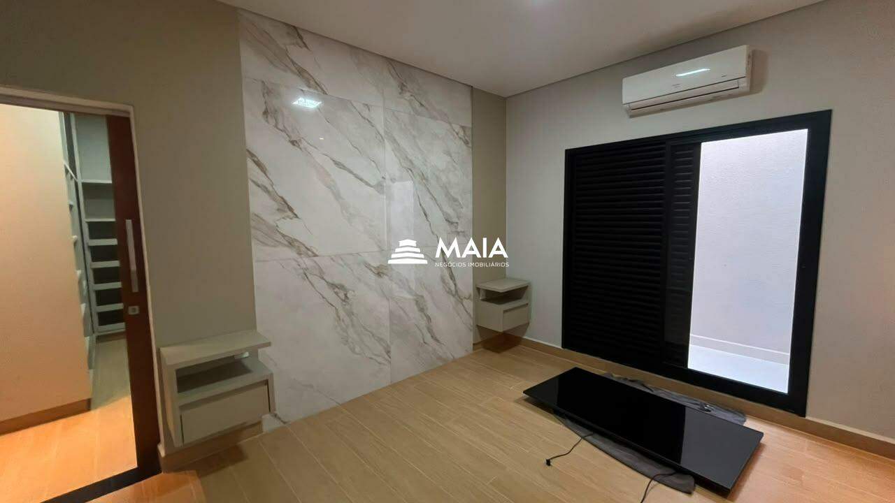 Casa à venda no Jardim Nenê Gomes: 