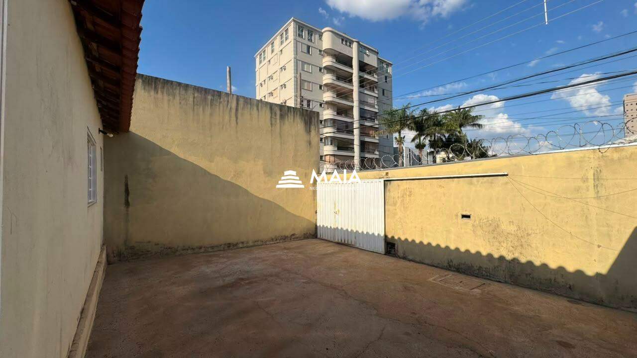 Casa à venda no Santa Maria: 